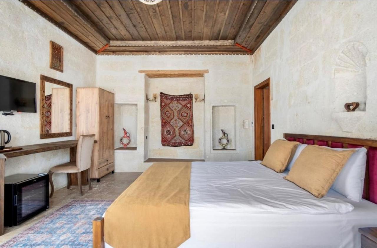 Uzay Cave Suite Hotel Ürgüp Bagian luar foto