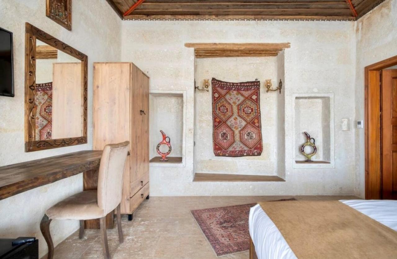 Uzay Cave Suite Hotel Ürgüp Bagian luar foto