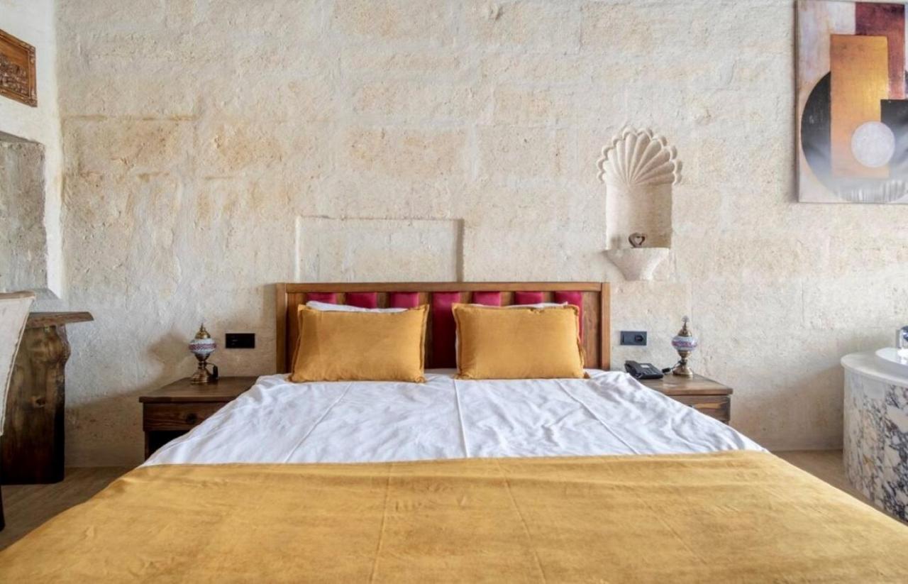 Uzay Cave Suite Hotel Ürgüp Bagian luar foto