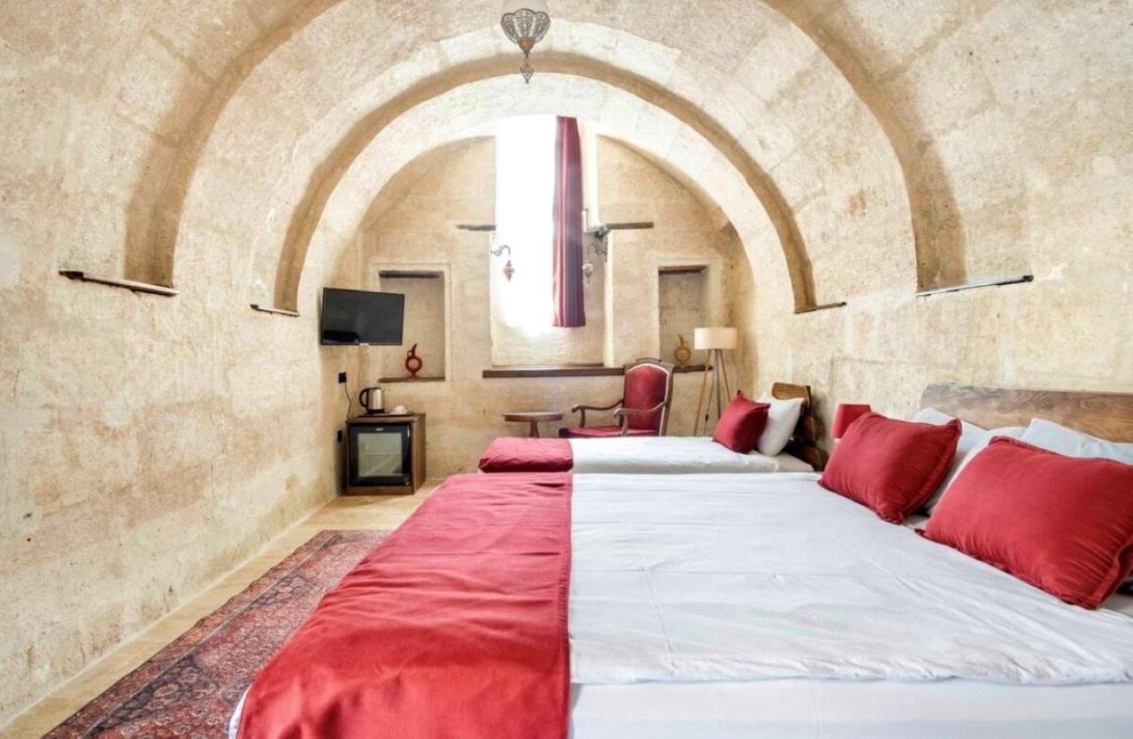 Uzay Cave Suite Hotel Ürgüp Bagian luar foto