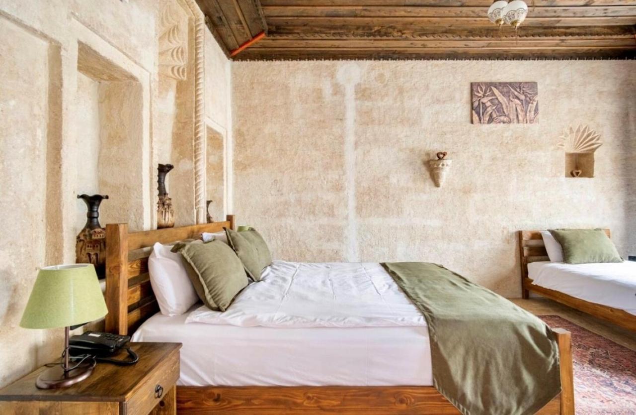 Uzay Cave Suite Hotel Ürgüp Bagian luar foto