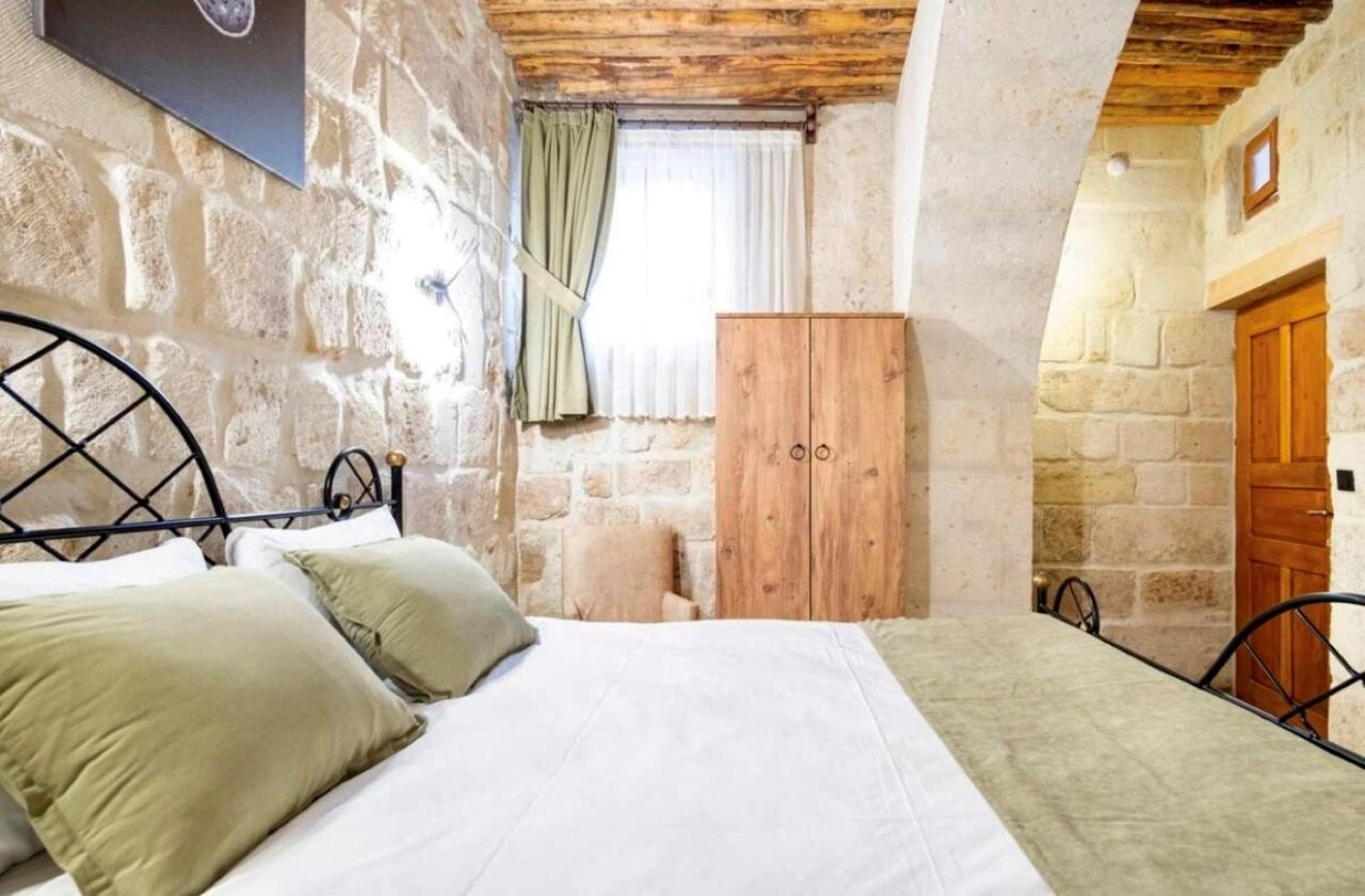 Uzay Cave Suite Hotel Ürgüp Bagian luar foto