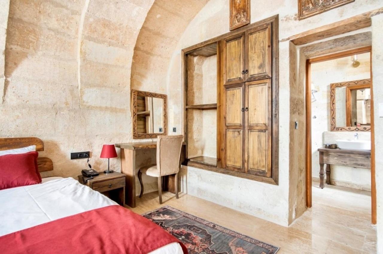 Uzay Cave Suite Hotel Ürgüp Bagian luar foto