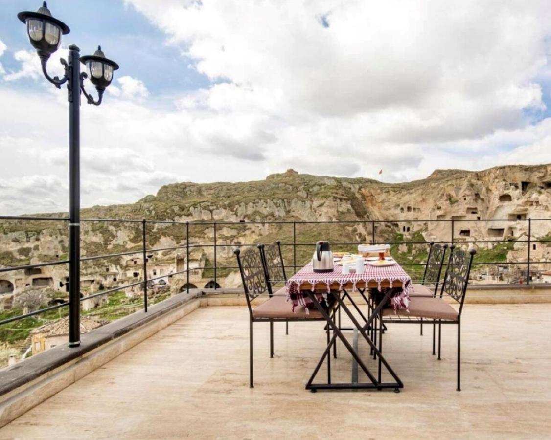 Uzay Cave Suite Hotel Ürgüp Bagian luar foto